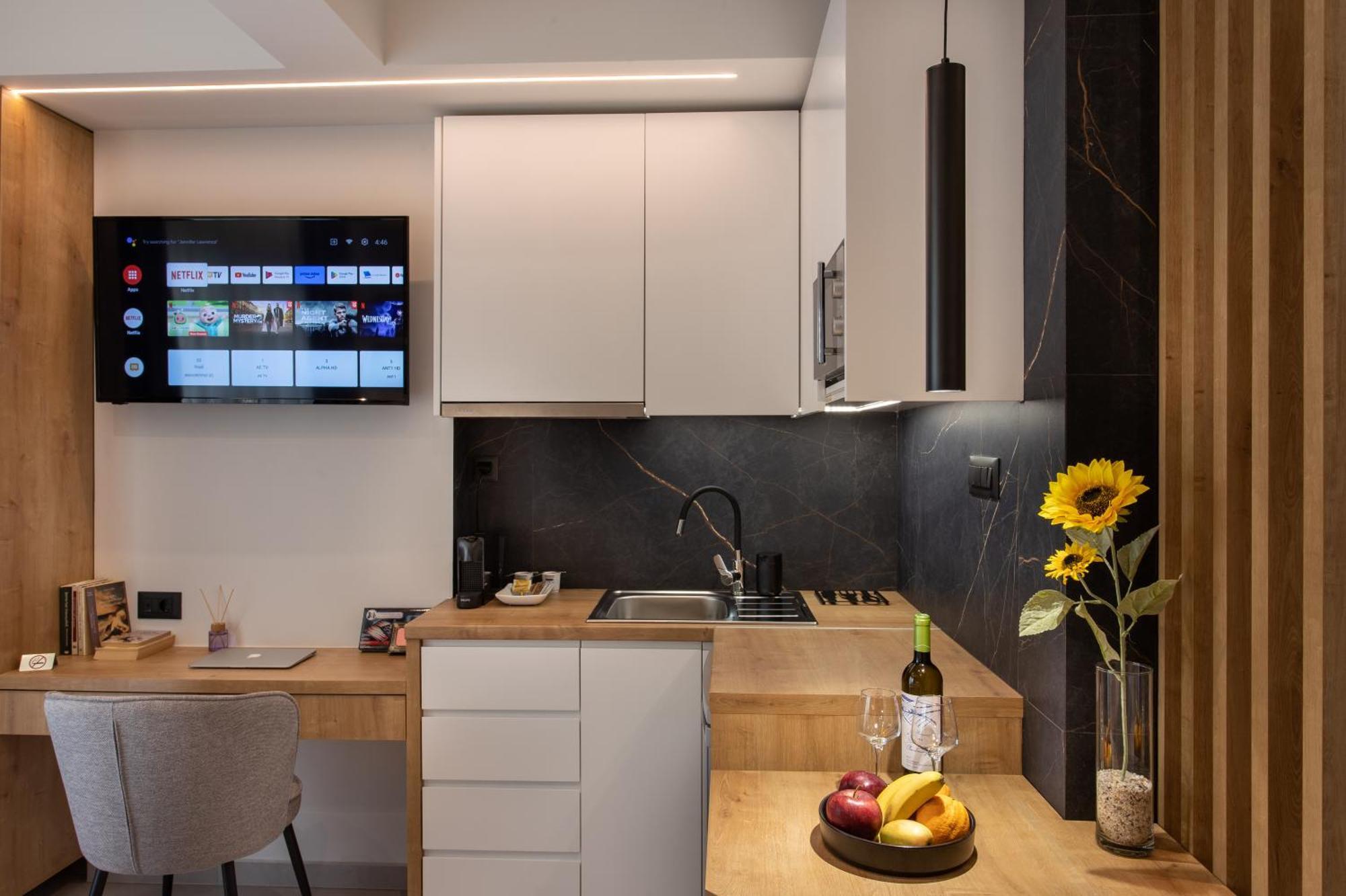 Sunflower Smartliving Suites Heraklion  Exterior photo